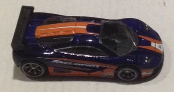 Mc Laren F 1 GTR Morado - Hot Wheels toy car collectible - Main Image 2