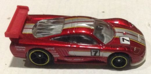 Saleen S7 Rojo - Hot Wheels toy car collectible - Main Image 2