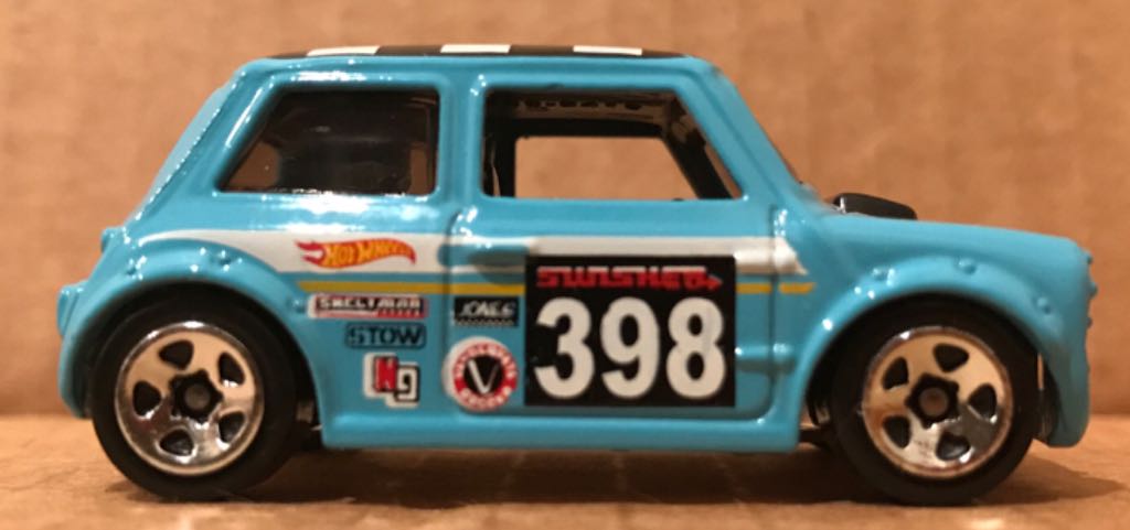 Morris Mini - HW Off Road toy car collectible - Main Image 1