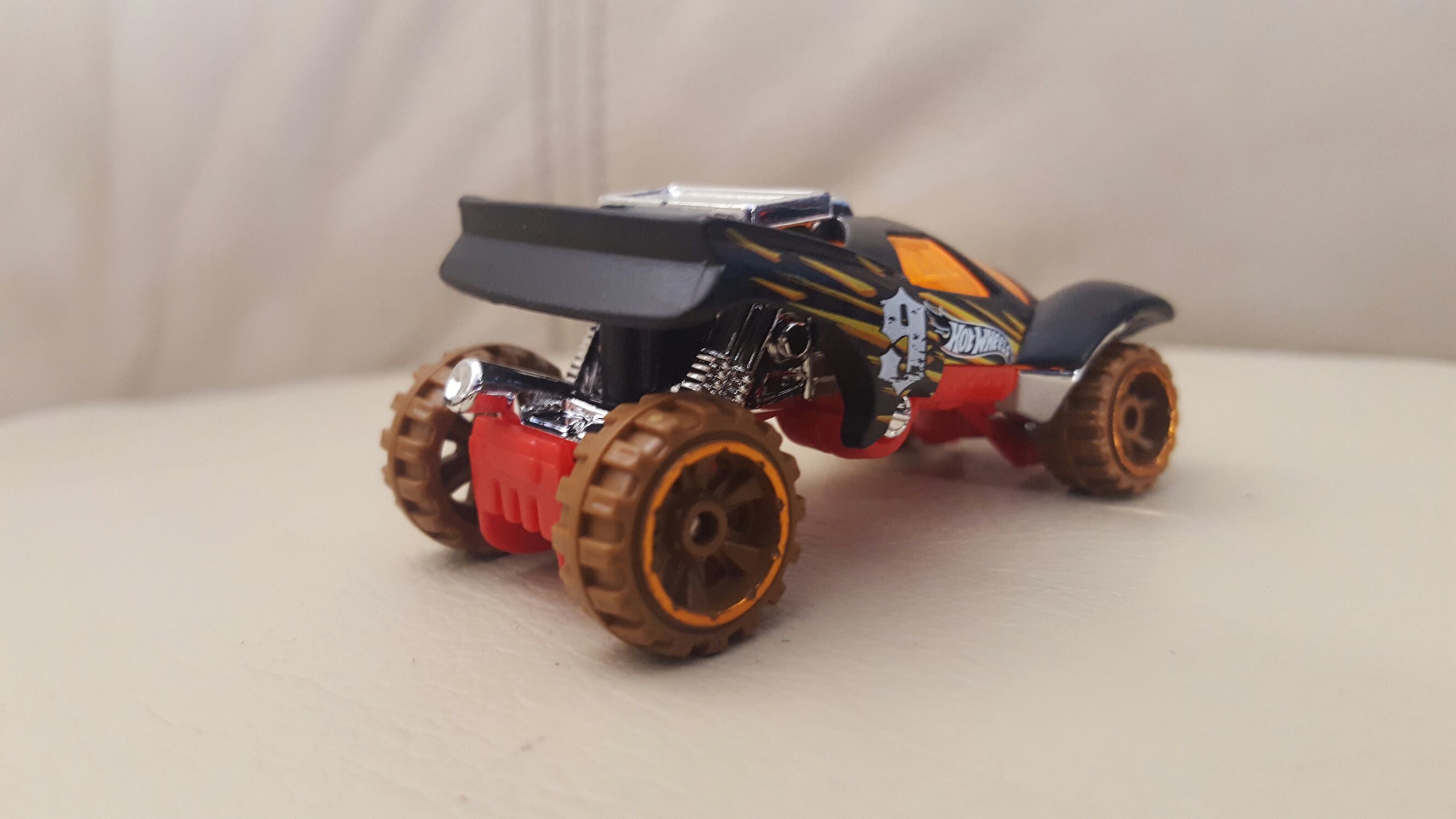 Da’ Kar CDV48 - Alien Attack 5 Pack toy car collectible - Main Image 2