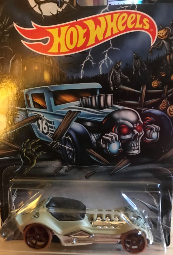 Haloween 2016 Dieselboy - Halloween 2016 toy car collectible - Main Image 2