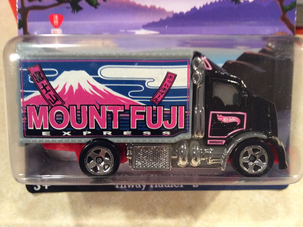 Highway Hauler 2 Road Trippin - HW Road Trippin’ toy car collectible - Main Image 2