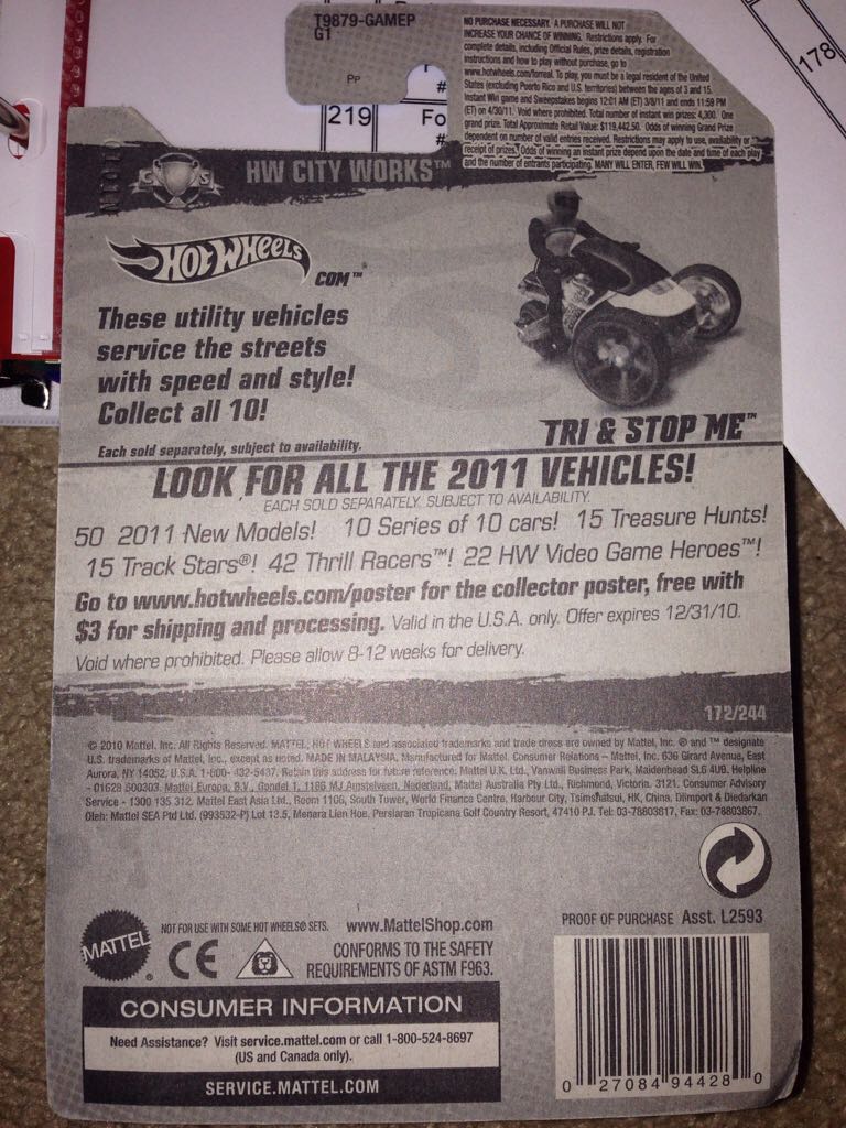 Tri & Stop Me - HW City Works toy car collectible - Main Image 2