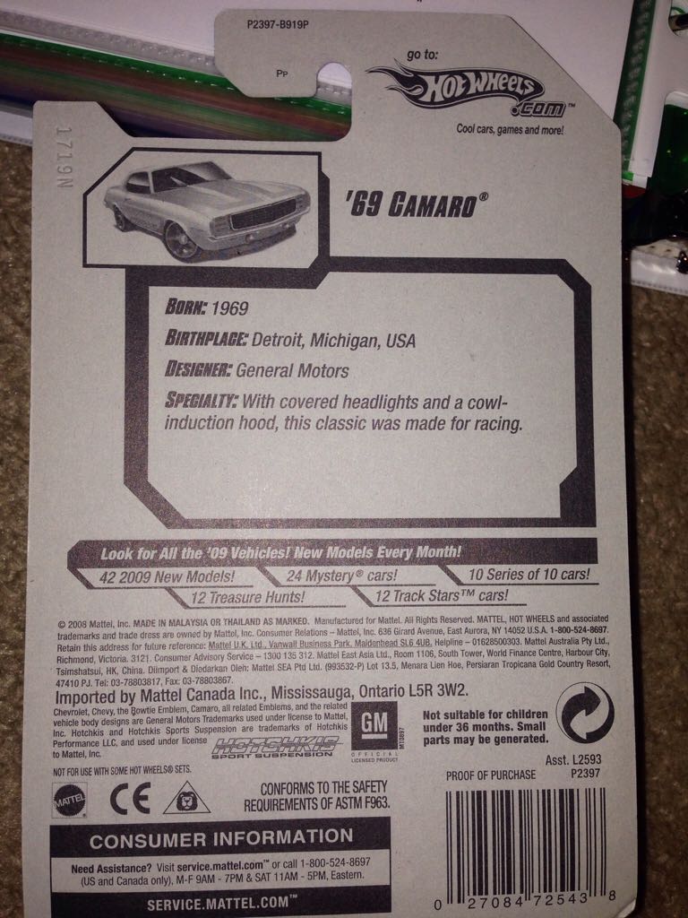 69 Camaro - 2009 Muscle Mania toy car collectible - Main Image 2