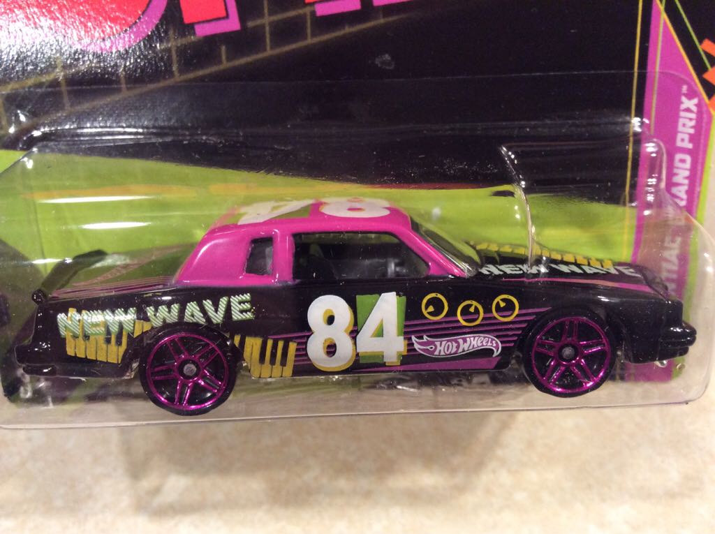 84 Pontiac Grand Prix Jukebox - HW Jukebox toy car collectible - Main Image 2