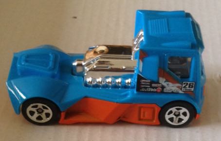 Rannen Rig Azul - Hot Wheels toy car collectible - Main Image 2