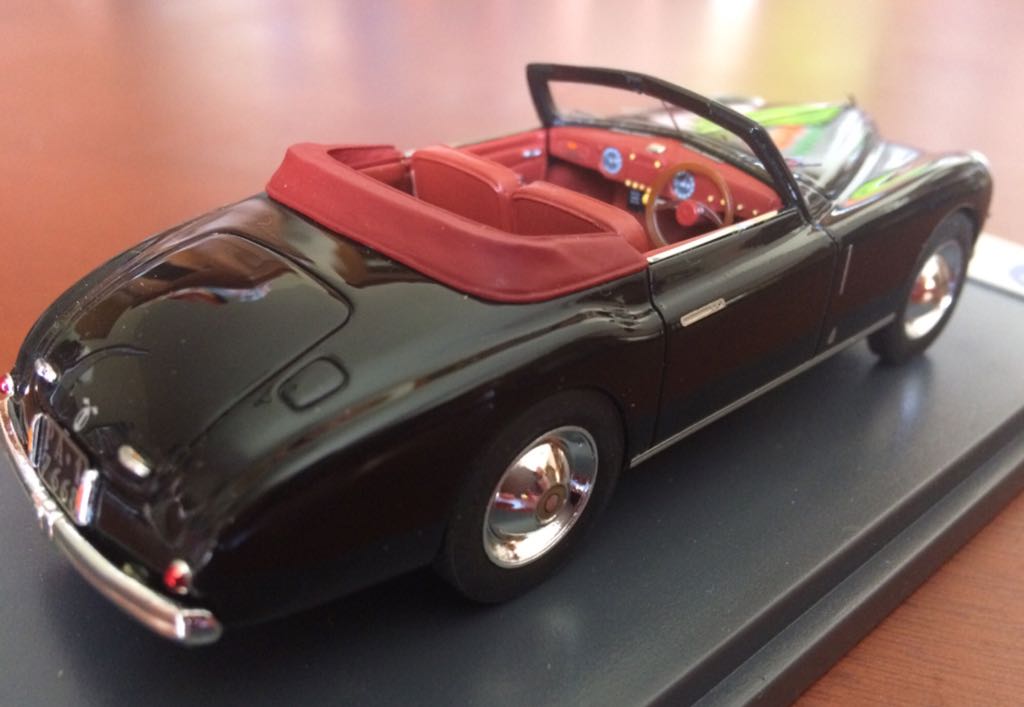 Alfa Romeo - Blue Moon toy car collectible - Main Image 2