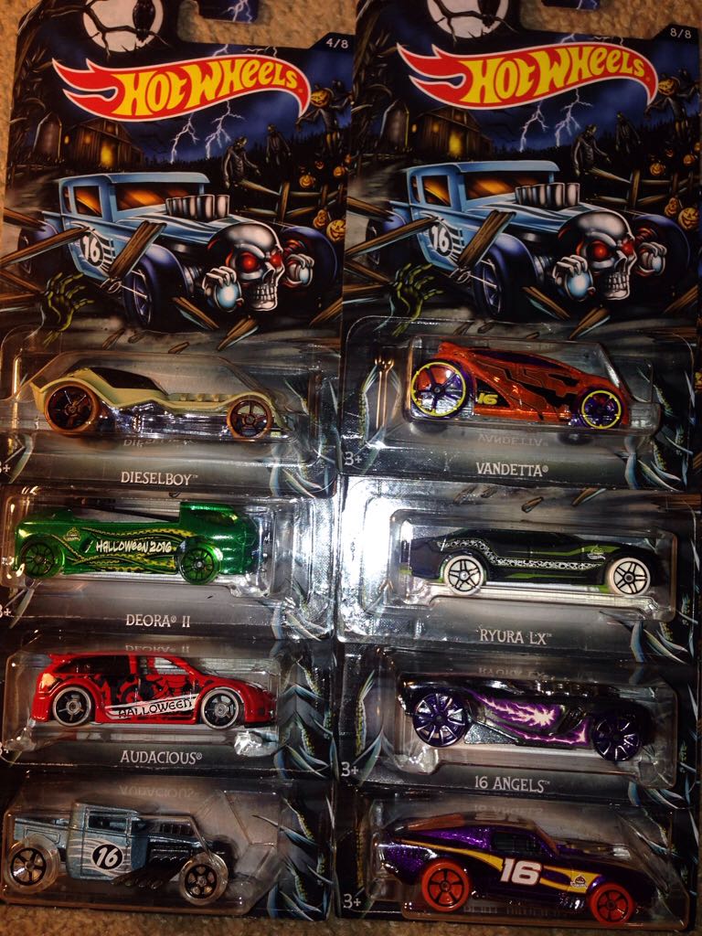 2016 Halloween Set - 2016 - Halloween toy car collectible - Main Image 1