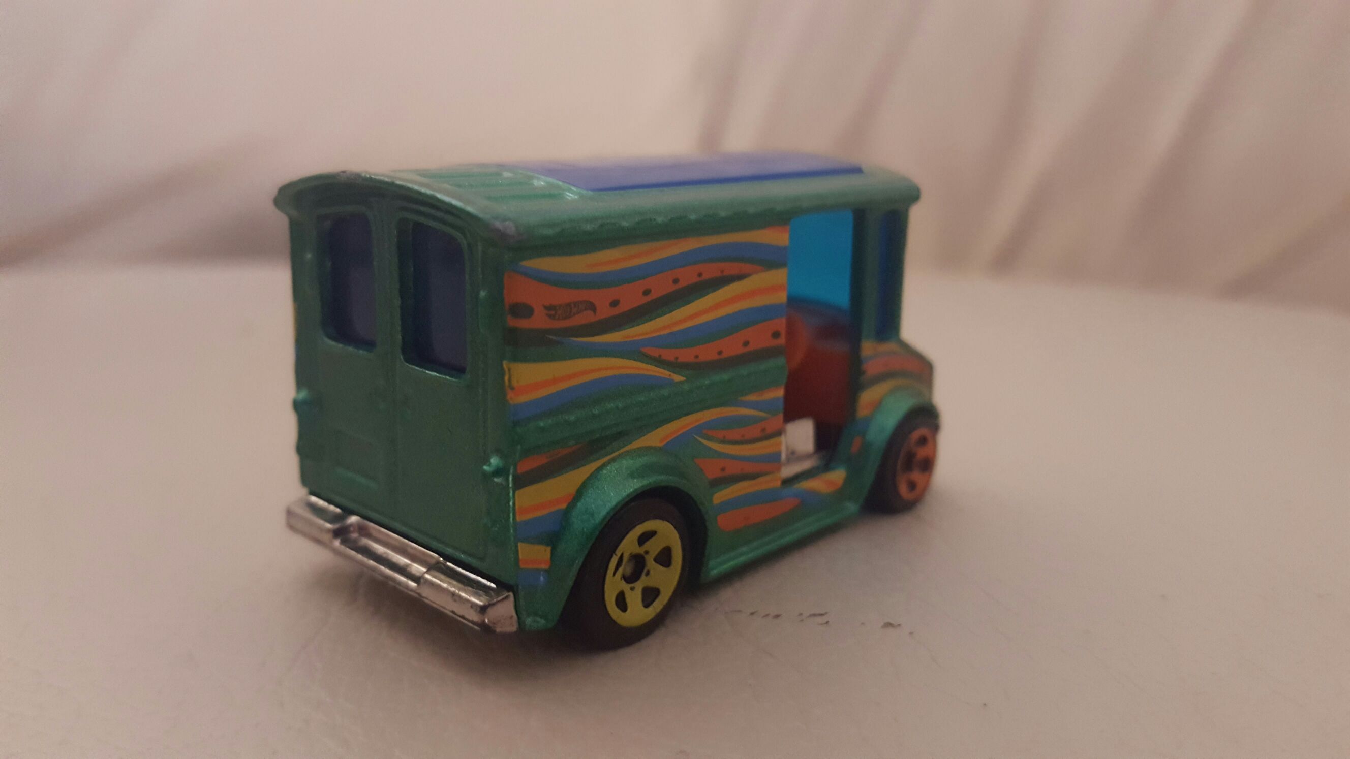 R0929  toy car collectible - Main Image 2