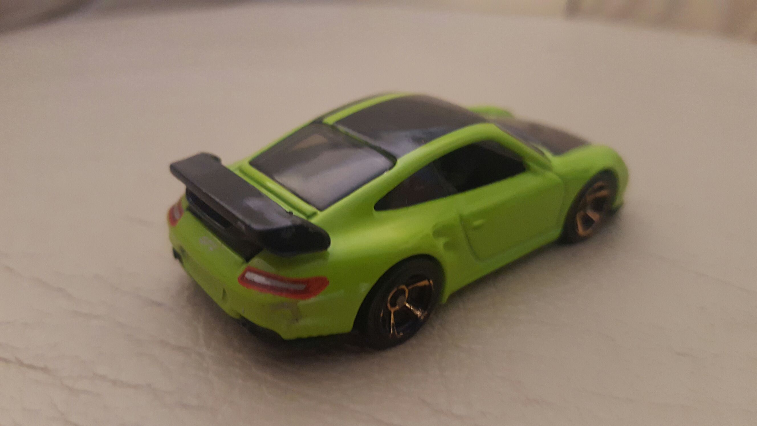 Porsche 911 GT2 - 2015 HW Exotics 5-Pack toy car collectible - Main Image 2
