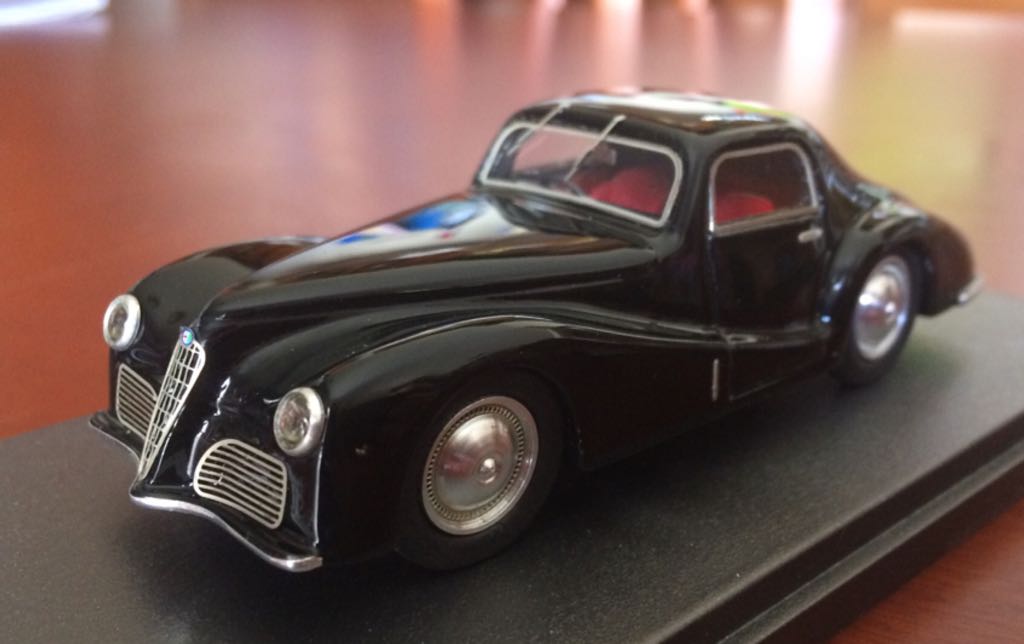 Johnny Lightning 1967 Chevy Corvette Coupe 427