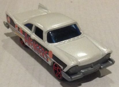 Capitan American plymouth Fury Blanco  - Hot Wheels toy car collectible - Main Image 2