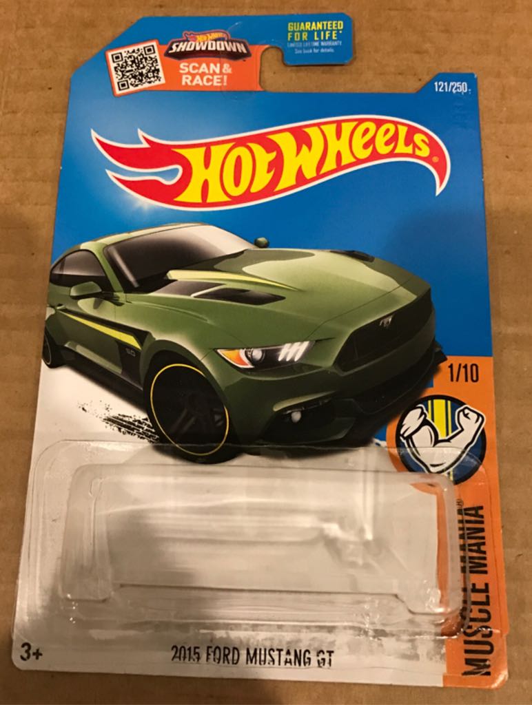 Ford Mustang GT 2015 - ’16 Muscle Mania toy car collectible - Main Image 2