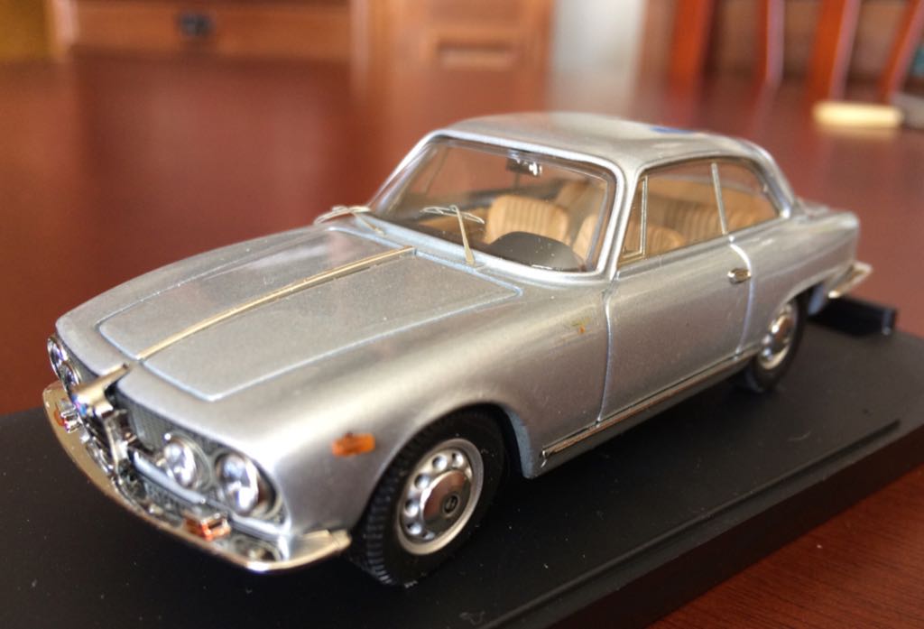 Johnny Lightning 1954 Chevy Corvette Nomad