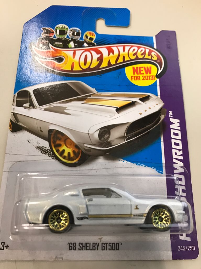 TOMICA 070 - Mitsubishi Outlander Phev