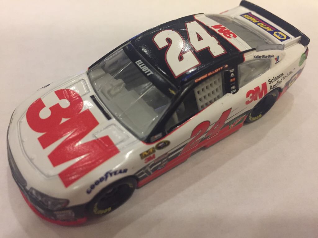 Chase Elliott 2020 Chevy Silverado - LR Nascar Authentics toy car collectible - Main Image 1