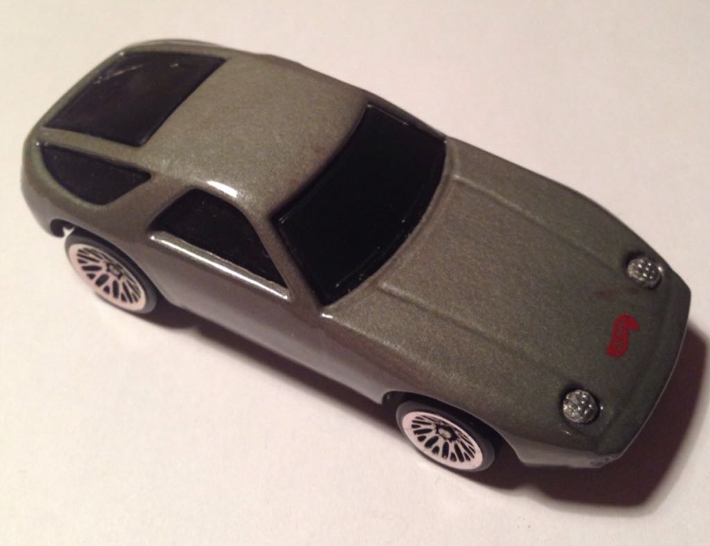 Porsche 928 toy car collectible - Main Image 1