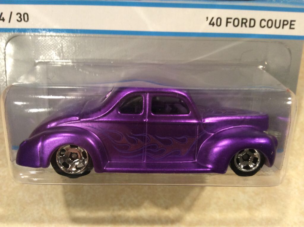 40 Ford Coupe Cool Classics - Cool Classics toy car collectible - Main Image 2