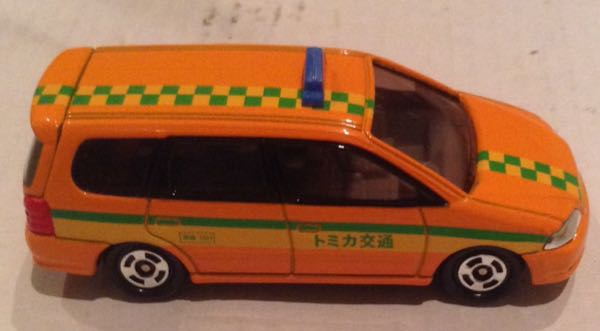 Honda Odysey Taxi Naranja - Tomica toy car collectible - Main Image 2