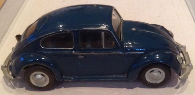 Volkswagen Beatle Azul - Made In Germany toy car collectible - Main Image 2