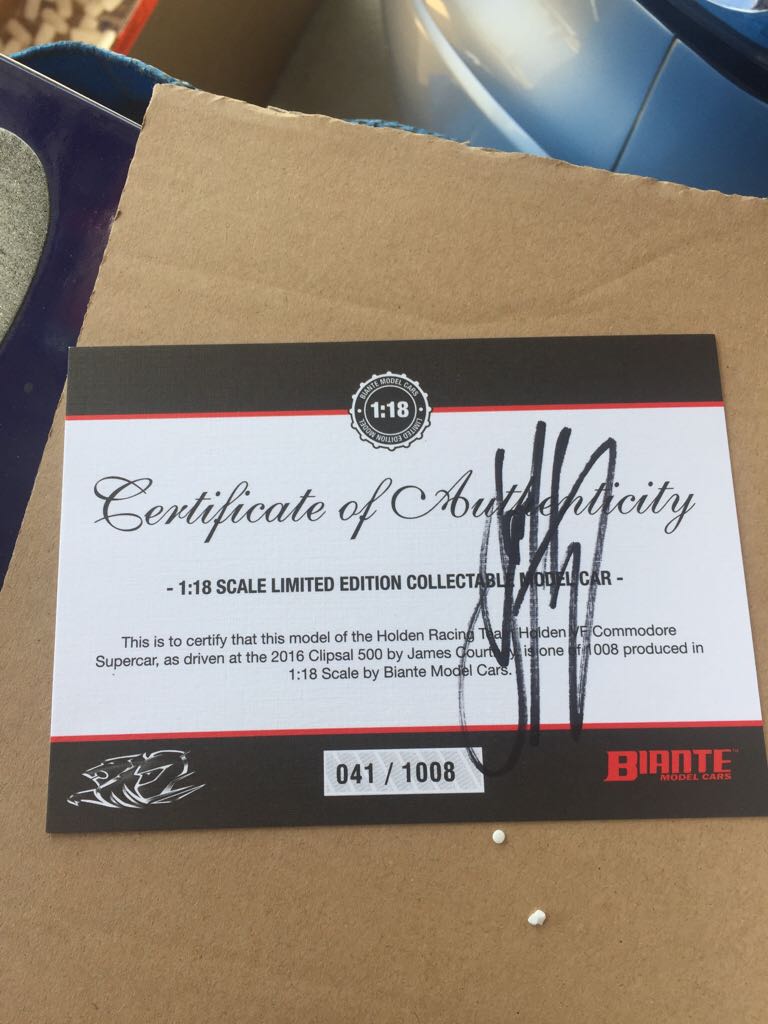 Biante - V8 Supercars toy car collectible - Main Image 2