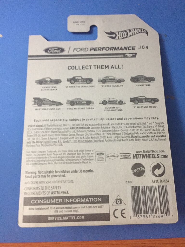 ’92 Ford Mustang - 2016 - HW Ford Performance toy car collectible - Main Image 2