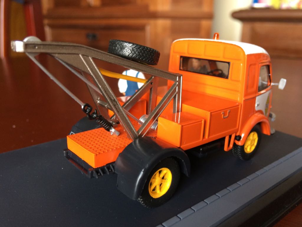 Renault - La Route Bleue toy car collectible - Main Image 2