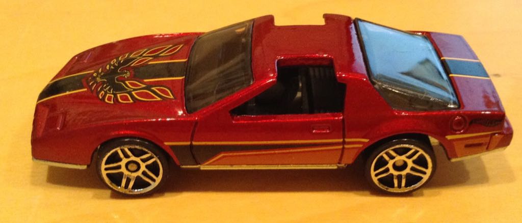 80’s Pontiac Firebird - Hot Wheels Garage toy car collectible - Main Image 2