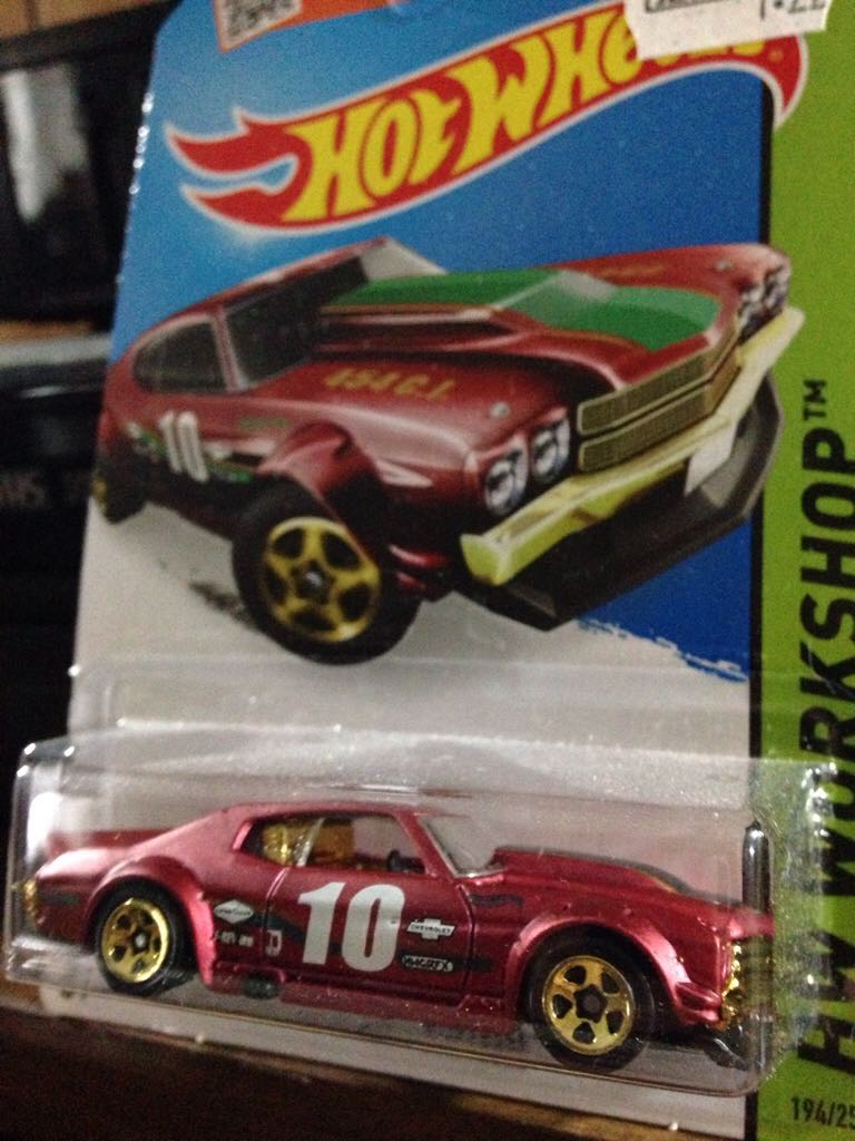 Carcacha Convertible Roja Con Salpicaderas Negras