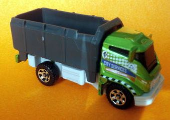 Tilt ’n Tip - Matchbox 9 Pack toy car collectible - Main Image 2