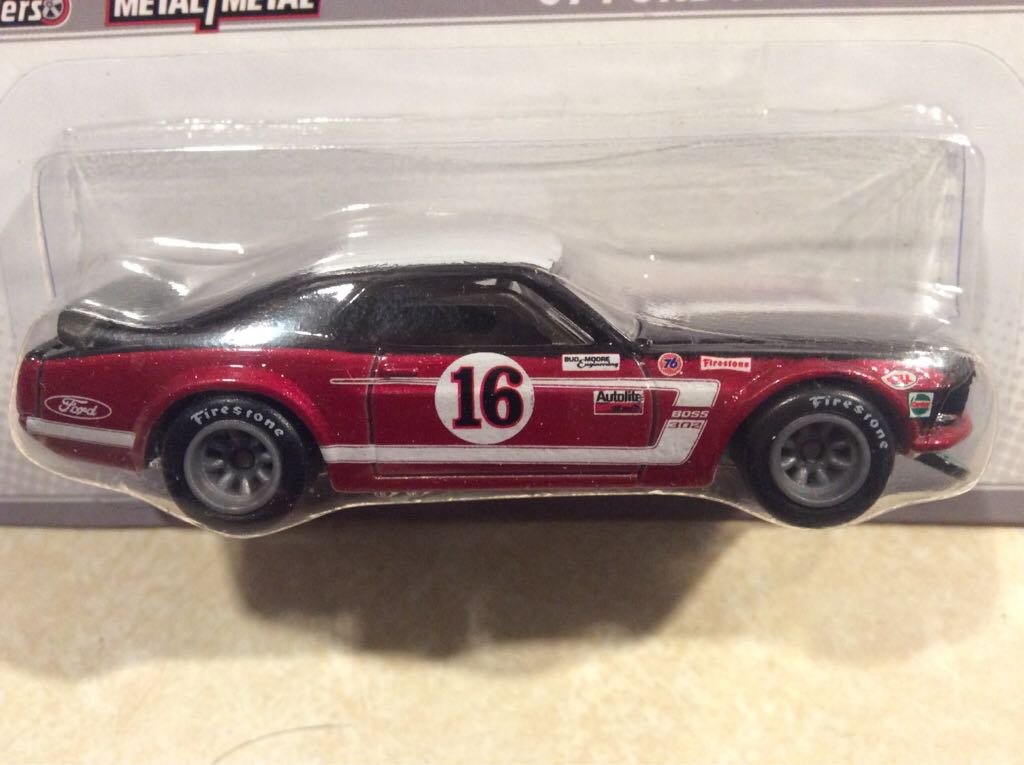 69 Ford Mustang Boss 302 Muscle Series 2012 - 2012 Muscle Series toy car collectible - Main Image 2