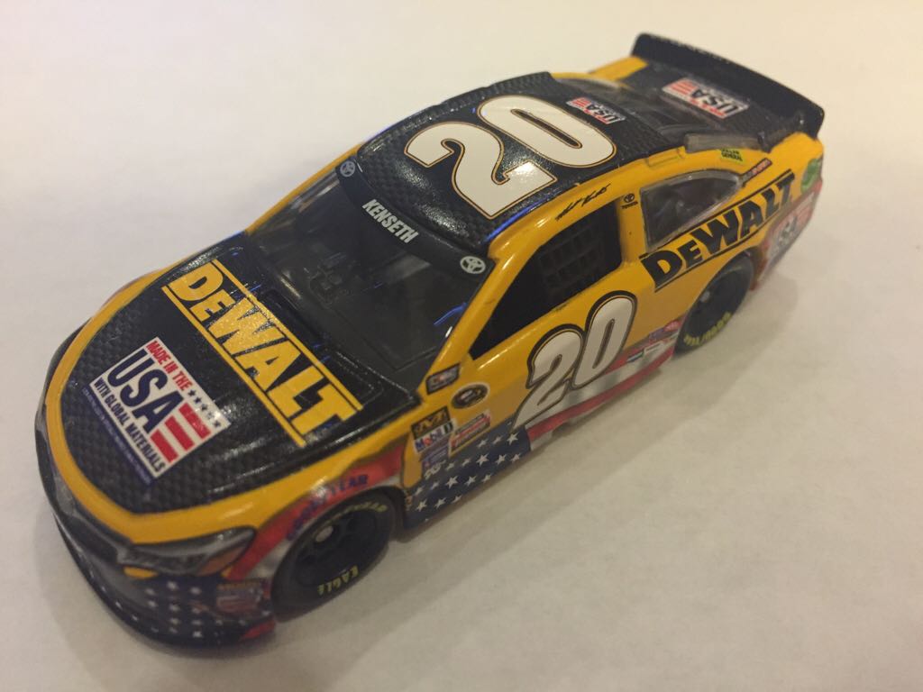 Matt Kenseth #20 - NASCAR Sprint Cup Series toy car collectible - Main Image 1