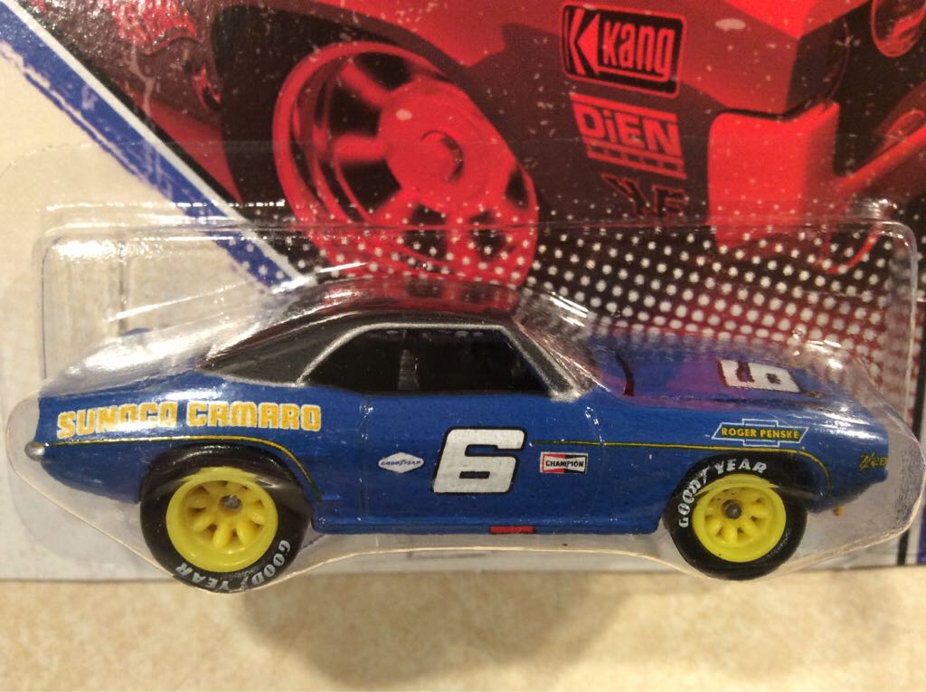 Marc Donohue’s 69 Sunoco Camaro Vintage Racing - Vintage Racing 2011 toy car collectible - Main Image 2
