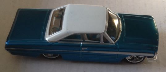 Shirly Shanan’s 68 Dodge Dart Drag-on-lady Vintage Racing