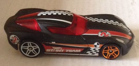 Corvette StingRay Concept Negro Mate - Hot Wheels toy car collectible - Main Image 2