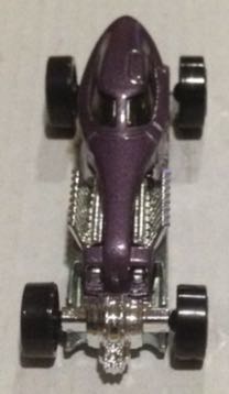 Sweet 16 Morado - Hot Wheels toy car collectible - Main Image 2