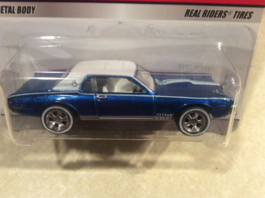 Mercury Cougar ‘68 - Larrys Garage - 0025 - Larry’s Garage toy car collectible - Main Image 2