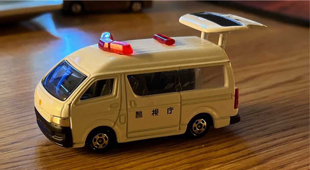 Toyota Hiace Multi Purpose Car 48.2 - CHINA - Classic Tomica toy car collectible - Main Image 2