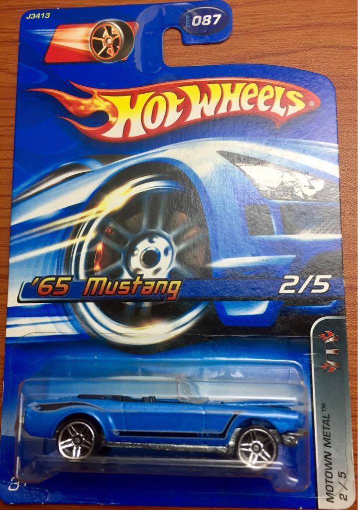 Carro Con Silbato Verde y Amarillo