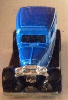 Carcacha Feel Very Azul  - Hot Wheels toy car collectible - Main Image 2