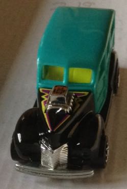 Chevy Woody 1960 Verde Y Negro - Hot Wheels toy car collectible - Main Image 2