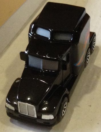 76 Big Rig Negro - Hot Wheels toy car collectible - Main Image 2