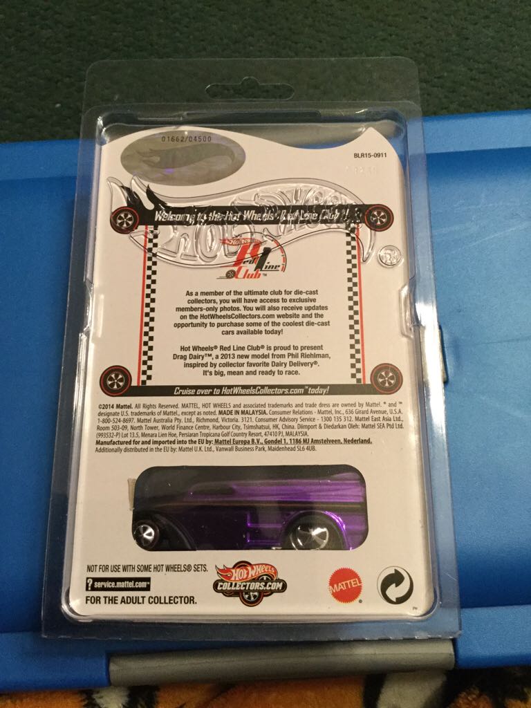 Drag Dairy - Hot Wheels Red Line Club Membership toy car collectible - Main Image 2