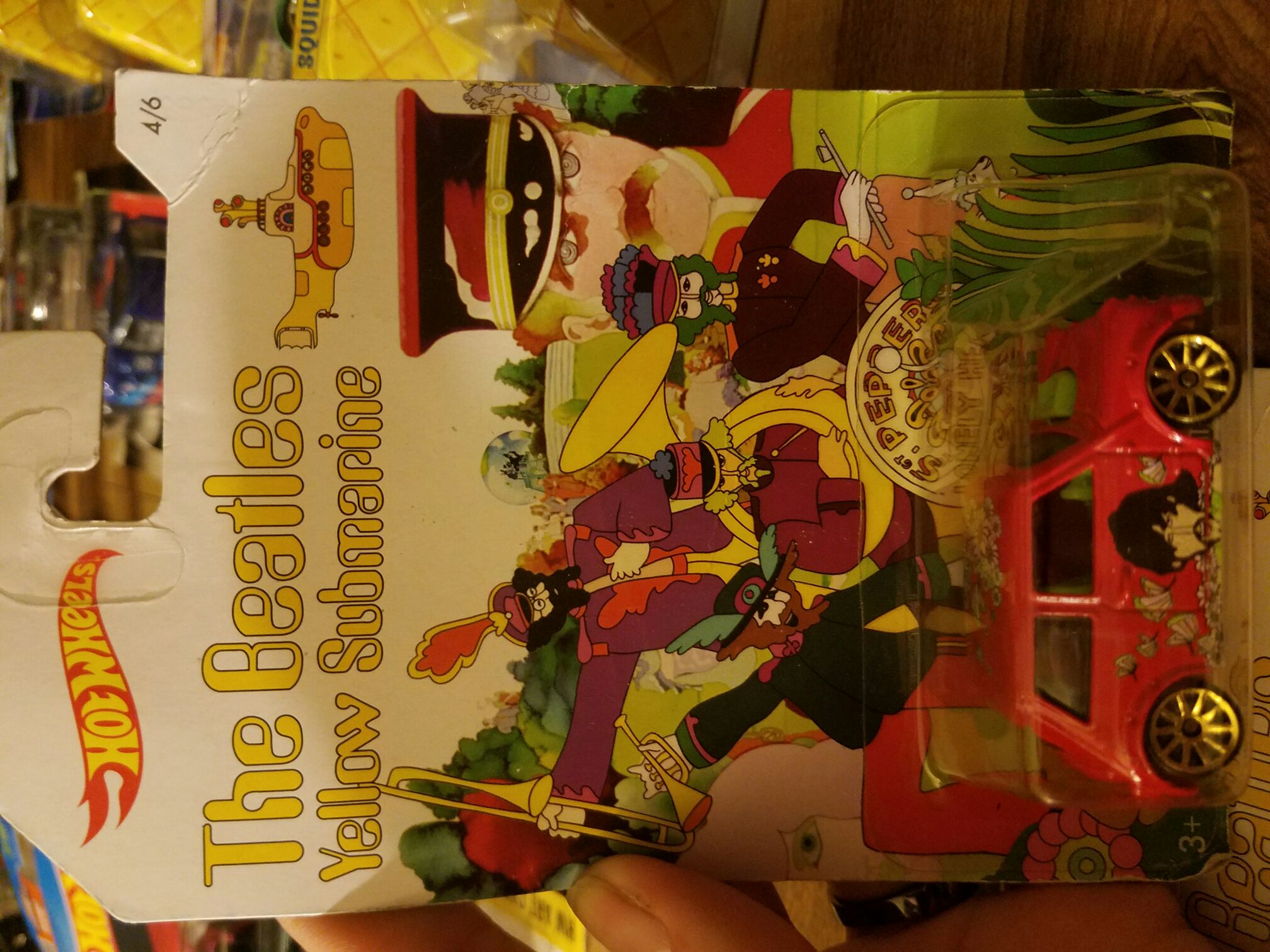 George Harrison - The Beatles Yellow Submarine toy car collectible - Main Image 2