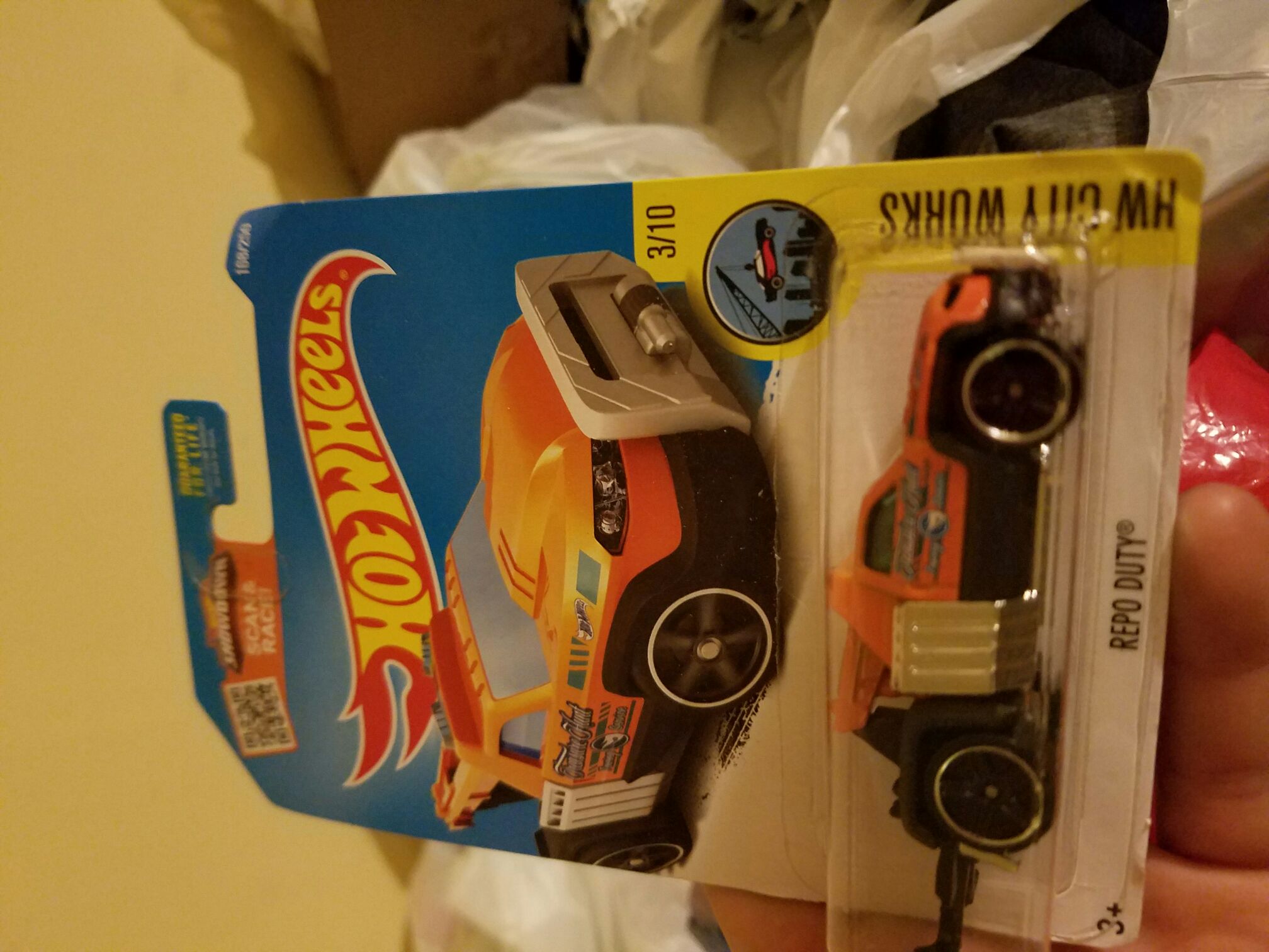 Repo Duty - HW City Works toy car collectible - Main Image 1