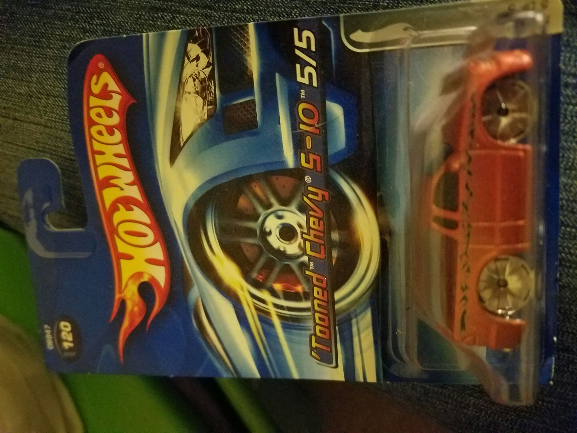 106.1 Tomy Blue Toyota Prius - CHINA