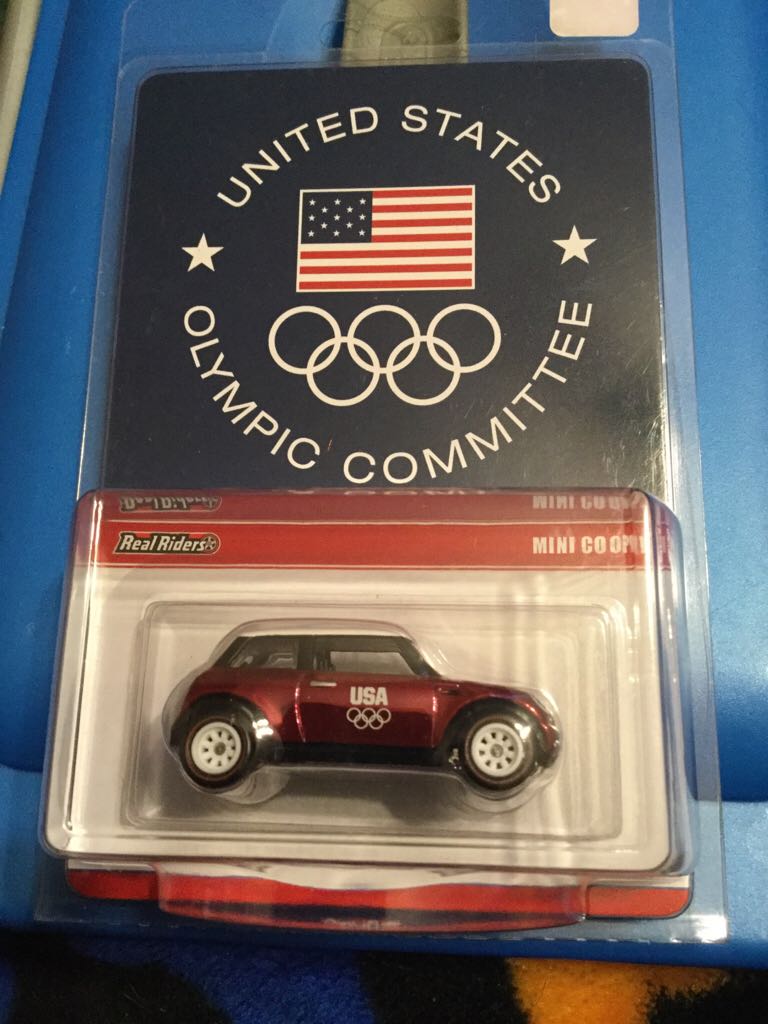 110.2 Tomy Red Toyota Vitz - CHINA