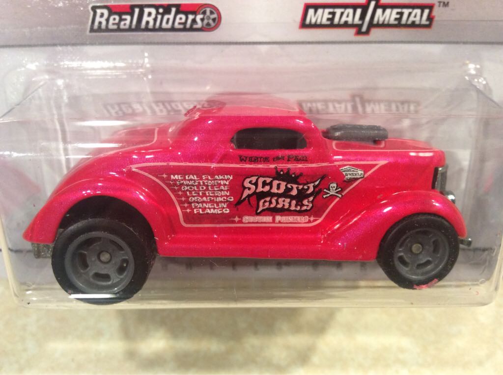 Neet Streeter Waynes Garage - Larrys, Waynes, And Phils Garage toy car collectible - Main Image 2