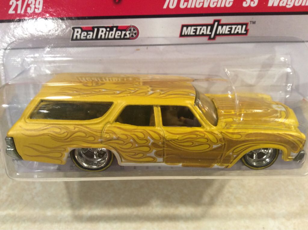 70 Chevelle SS Wagon Waynes Garage - Larrys, Waynes, And Phils Garage toy car collectible - Main Image 2