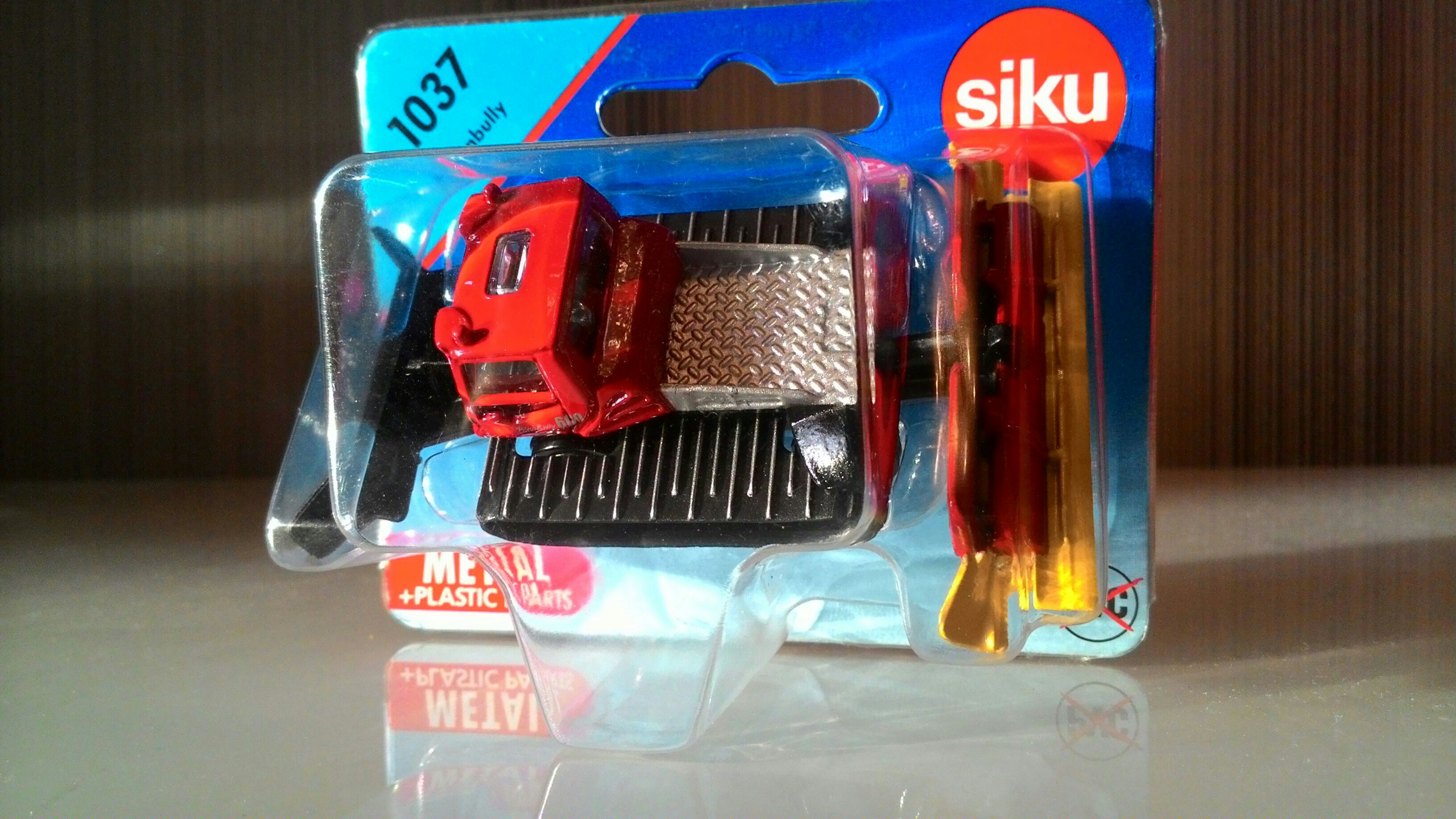 Martin Truex, Jr. #78